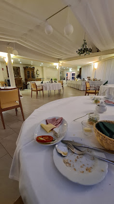 Plats et boissons hôtels Landhotel Classhof 47877 Willich