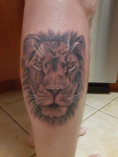 Explore twin tattoo ideas, creative tattoo ideas in Hollywood, available at Major Ink Studios