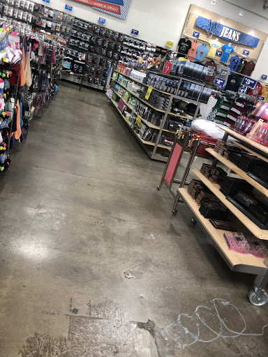 Discount Store «Fallas Discount Stores», reviews and photos, 5502 East Cherry Avenue, Long Beach, CA 90805, USA