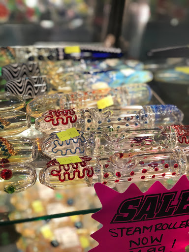 Cigar Shop «West Side Smoke Shop», reviews and photos, 712 Bridge St NW, Grand Rapids, MI 49504, USA