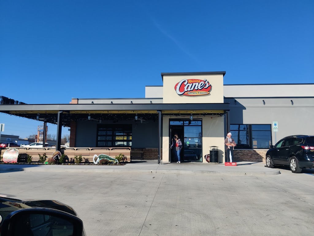 Raising Cane's Chicken Fingers Joplin, MO 64801, Reviews, Hours & Contact