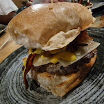 Photo n°1 de l'avis de D... fait le 30/08/2023 à 15:38 sur le  L'Accademia Public House à Rende