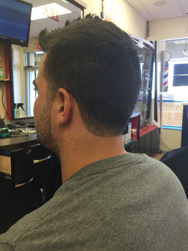 Barber Shop «Royal Barbershop Whitepoint Shopping Center», reviews and photos, 132-13 14th Ave, College Point, NY 11356, USA