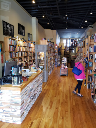 Book Store «Duck River Books», reviews and photos, 12 Public Square, Columbia, TN 38401, USA