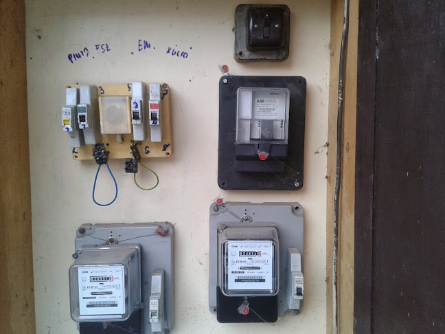 Opinii despre Mészáros Péter Villanyszerelő Egyéni Vállalkozó în Budapest - Villanyszerelő