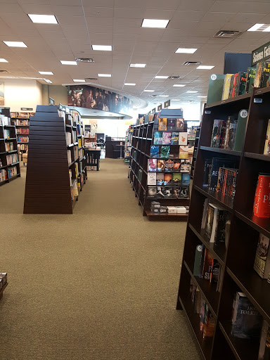 Book Store «Barnes & Noble», reviews and photos, 3100 Main St #1400, Maumee, OH 43537, USA