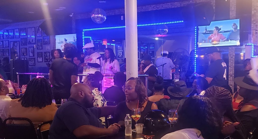 Legends Bar & Grill 63113