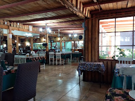 Restaurant La Casa Del Cerro