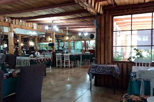 Restaurant La Casa Del Cerro image