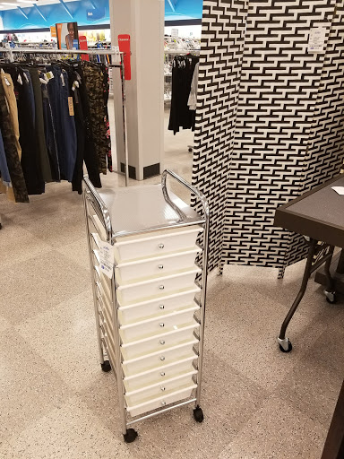 Shopping Mall «Southern Plaza Shopping Center», reviews and photos, 4200 S East St, Indianapolis, IN 46227, USA