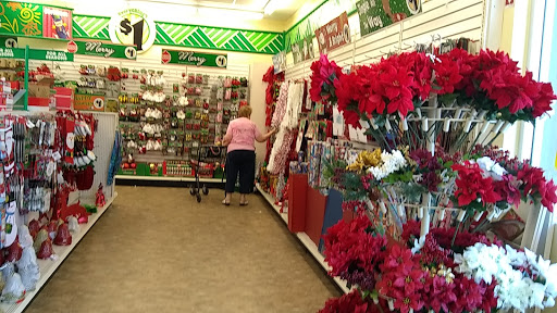 Dollar Store «Dollar Tree», reviews and photos, 13741 S Tamiami Trail #4, Fort Myers, FL 33912, USA