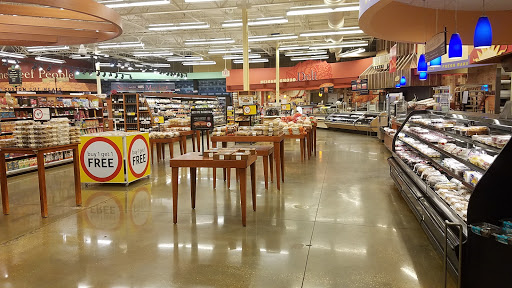 Grocery Store «Winn-Dixie», reviews and photos, 252 Harbor Village Lane, Apollo Beach, FL 33572, USA