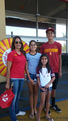 Grocery Store «Grocery Outlet Bargain Market», reviews and photos, 520 Workman Mill Rd, La Puente, CA 91746, USA