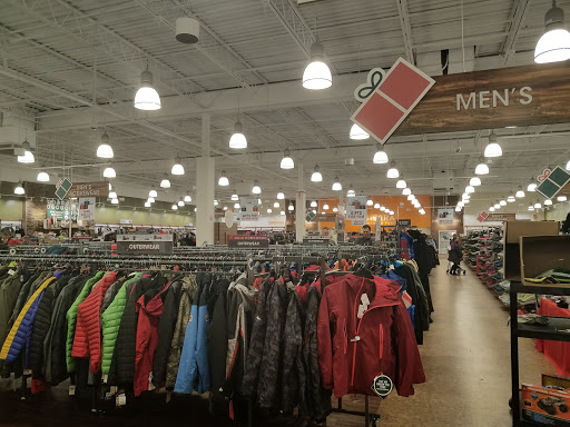 Outdoor Sports Store «Sierra Trading Post», reviews and photos, 215 N Maple Rd Unit 1F, Ann Arbor, MI 48103, USA