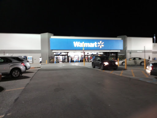 Shopping Mall «Crossroads Shopping Center», reviews and photos, 1525 U.S. 41, Schererville, IN 46375, USA