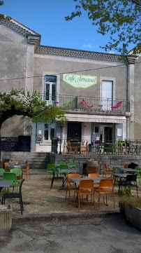 Photos du propriétaire du Restaurant français Café Arnaud à Ruoms - n°3