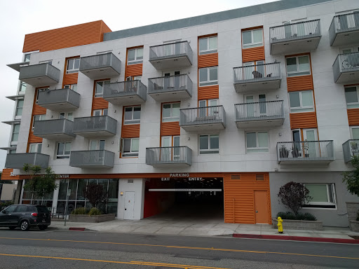 AMLI Lex On Orange image