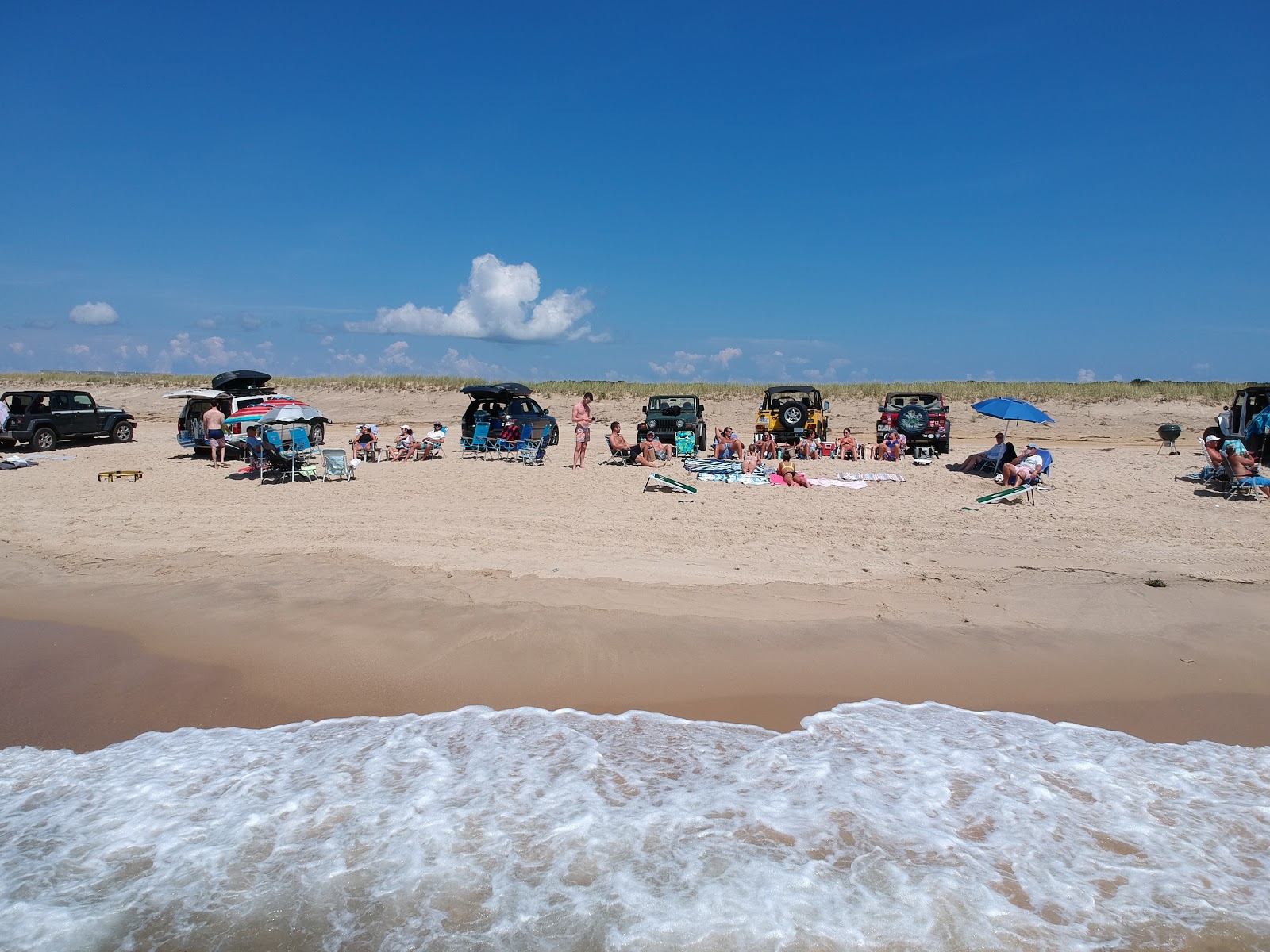 Fotografie cu Katama Beach - locul popular printre cunoscătorii de relaxare