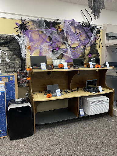 Furniture Rental Service «Rent-A-Center», reviews and photos, 1635 S Prairie Ave, Pueblo, CO 81005, USA