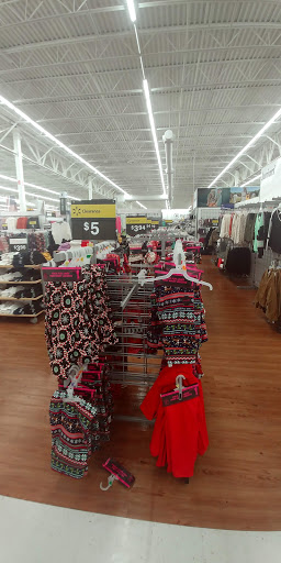 Department Store «Walmart Supercenter», reviews and photos, 1680 Fort Campbell Blvd, Clarksville, TN 37042, USA