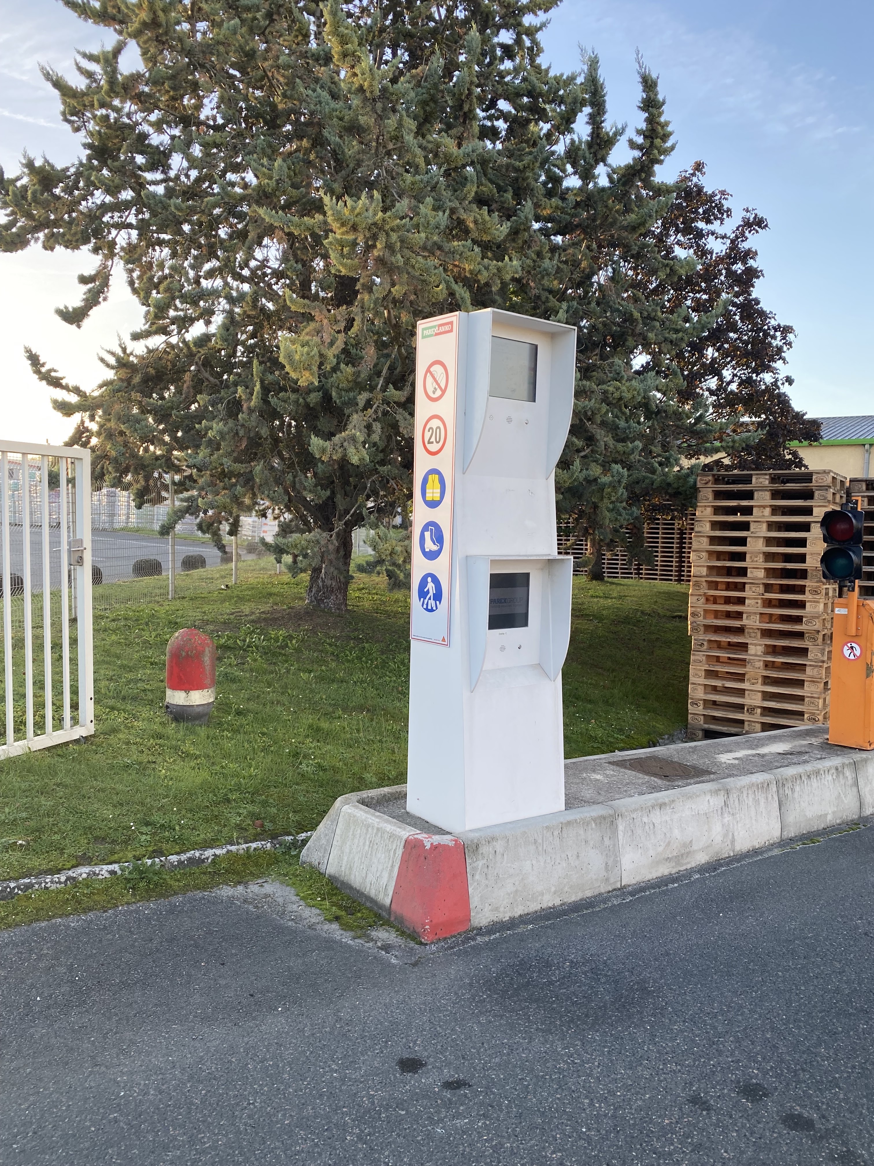 Photo n° 2 de l'avis de Mister. fait le 07/10/2021 à 12:39