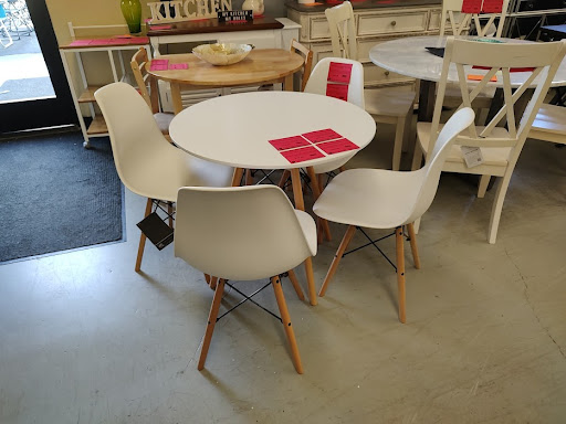 Furniture Store «Encore Home Furnishings», reviews and photos, 2730 NE Bunn Rd, McMinnville, OR 97128, USA