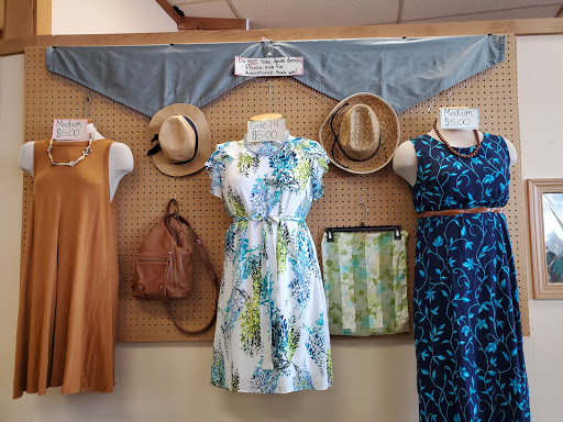 Thrift Store «Top Notch Thrift Store», reviews and photos, 1844 Columbia Blvd, St Helens, OR 97051, USA