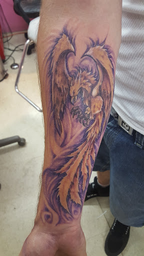 Shopping Mall «Elgin Shopping Mall», reviews and photos, 308 S McLean Blvd, Elgin, IL 60123, USA