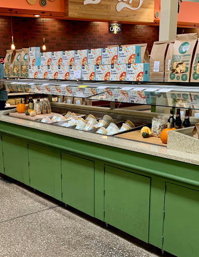 Grocery Store «Whole Foods Market», reviews and photos, 4100 University Ave, West Des Moines, IA 50266, USA