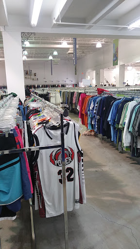 Thrift Store «Goodwill Superstore», reviews and photos, 3149 Hallandale Beach Blvd, Hallandale Beach, FL 33009, USA