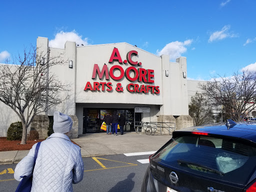 Shopping Mall «Liberty Tree Mall», reviews and photos, 100 Independence Way, Danvers, MA 01923, USA