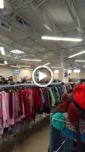 Non-Profit Organization «Goodwill Store & Donation Center», reviews and photos, 351 E Roosevelt Rd, Lombard, IL 60148, USA