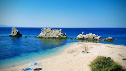 Foto von Artolithia beach mit lange bucht