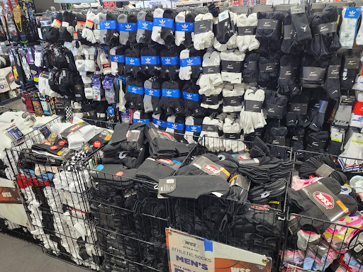 Shoe Store «WSS», reviews and photos, 7111 Vineland Ave, North Hollywood, CA 91605, USA