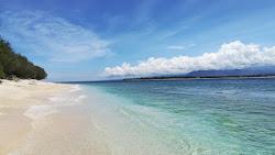 Foto von Gili Meno South-East Beach und die siedlung