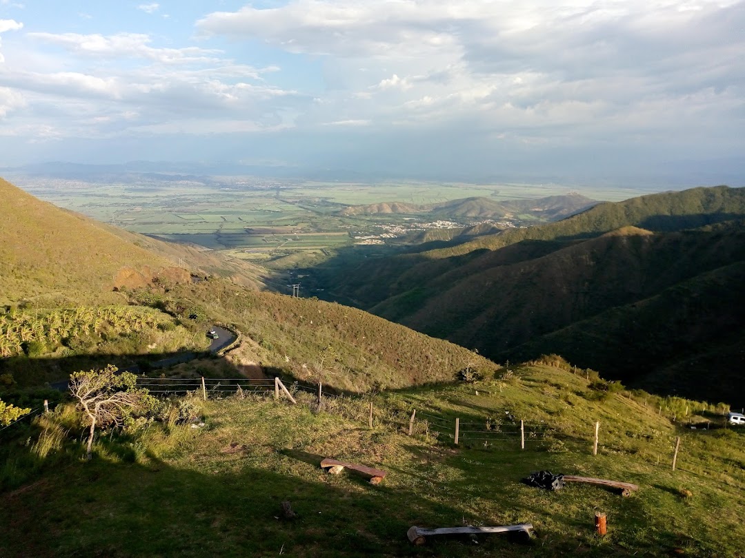 Mirador Del Dovio