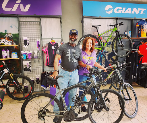 Bicycle Repair Shop «Riverside Bicycle Shop», reviews and photos, 101 N Riverside Dr, Clarksville, TN 37040, USA