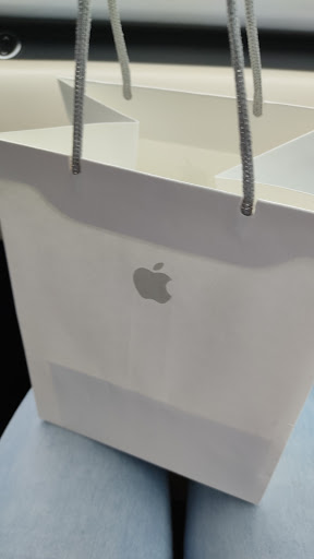 Computer Store «Apple Menlo Park», reviews and photos, 55 Parsonage Rd, Edison, NJ 08837, USA