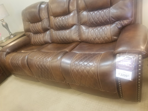 Furniture Store «Raymour & Flanigan Furniture and Mattress Store», reviews and photos, 538 Boston Post Rd, Orange, CT 06477, USA