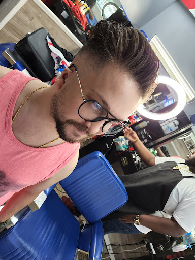 Beauty Salon «Sista Sista Beauty Salon», reviews and photos, 1949 W Cass St, Tampa, FL 33606, USA