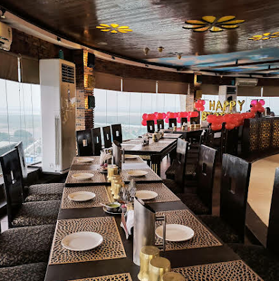 Pind The Revolving Restaurant - Biscomaun Bhawan, 16th, 17th & 18th, Gandhi Maidan Rd, Patna, Bihar 800001, India