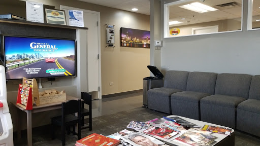 Ford Dealer «Arlington Heights Ford», reviews and photos, 801 W Dundee Rd, Arlington Heights, IL 60004, USA