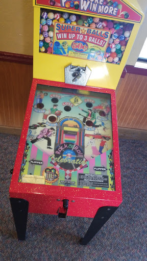 Pizza Restaurant «Round Table Pizza», reviews and photos, 10894 Combie Rd, Auburn, CA 95602, USA