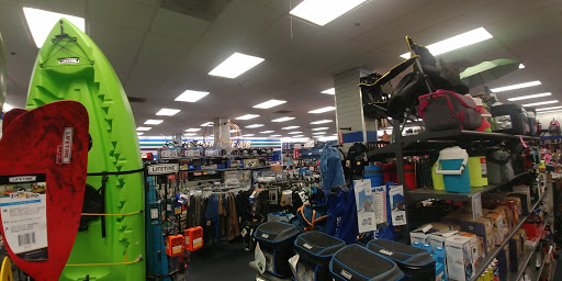 Sporting Goods Store «Big 5 Sporting Goods», reviews and photos, 4794 Manzanita Ave #1, Carmichael, CA 95608, USA
