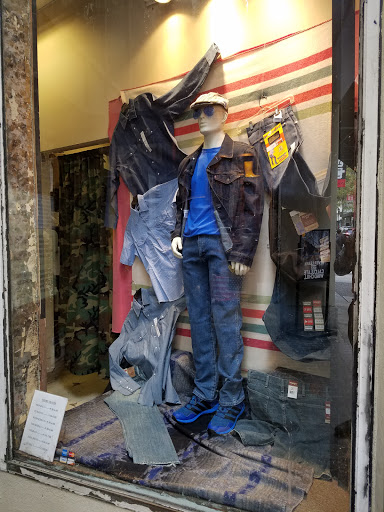 Clothing Store «I Goldberg Army & Navy», reviews and photos, 1300 Chestnut St, Philadelphia, PA 19107, USA