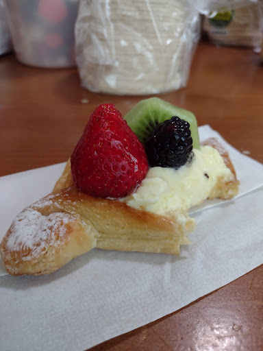Paris Baguette image