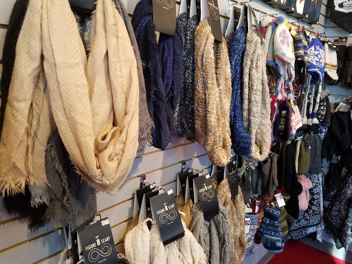 Gift Shop «Headlines Boutique», reviews and photos, 600 Laconia Rd, Tilton, NH 03276, USA