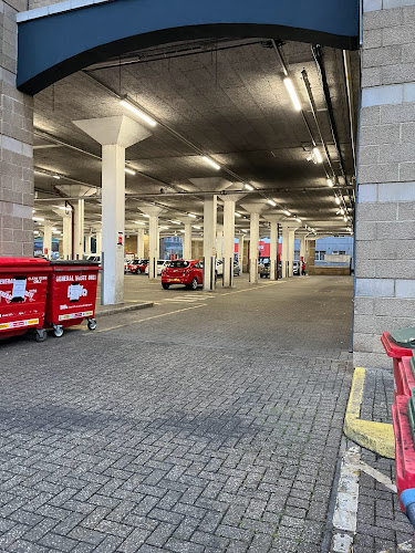 Reviews of Lockmeadow Car Park in Maidstone - Parking garage