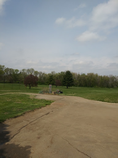 Golf Course «Greenbelt Golf», reviews and photos, 1000 N Gladstone Ave, Columbus, IN 47201, USA