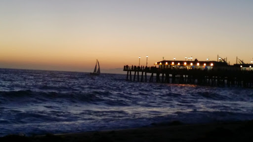 Shopping Mall «Redondo Shores Shopping Center», reviews and photos, 417 Pacific Coast Hwy, Redondo Beach, CA 90277, USA